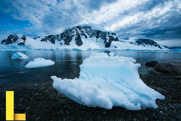 Antarctica’s Hot Summer | Earth Wise