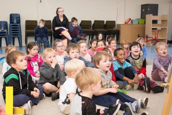 Preschool picnic table