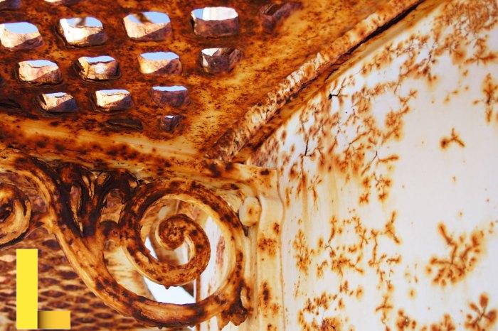 Metal 4 | Detail of a metal gate, taken in the city of Queré… | Flickr