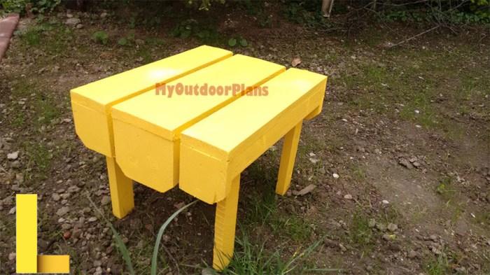 Adirondack Side Table - Playground Equipment Pros