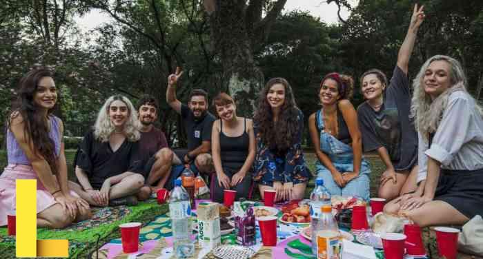 One can only imagine what will be served at this stylish picnic. via