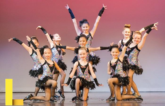Photos of the Week: Parks and Recreation Dance Into Summer - The ...