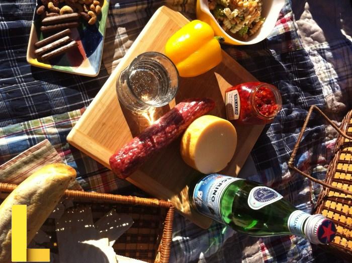 Top 20 Asheville Picnic Spots, NC Mountains