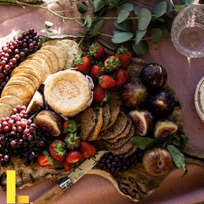 Boho Picnic Tables - Eventlyst | Picnic party decorations, Boho picnic ...