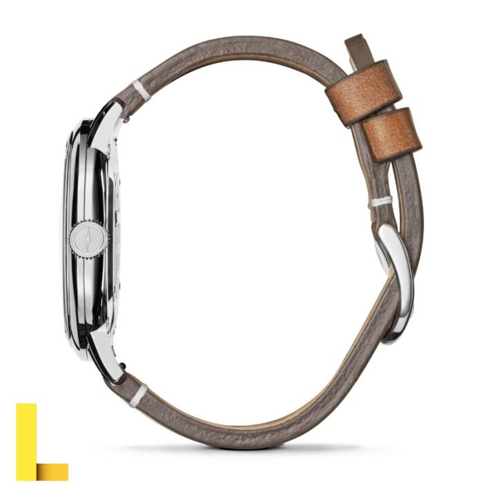 SS Shinola Traveler 42MM Blue Dial Strap - S0120247328 SS Shinola Traveler 42MM Blue Dial Strap - S0120247328