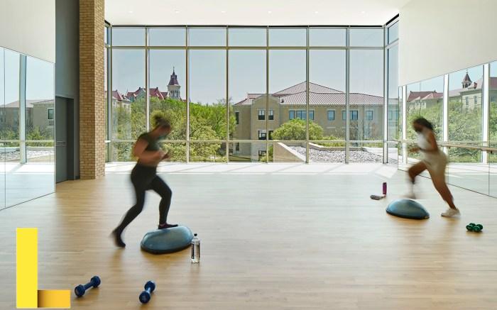 Recreation center open gym