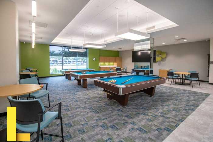 Waldorf senior recreation center