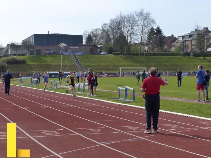 Free Images : man, black and white, structure, track, run, crowd, room ...