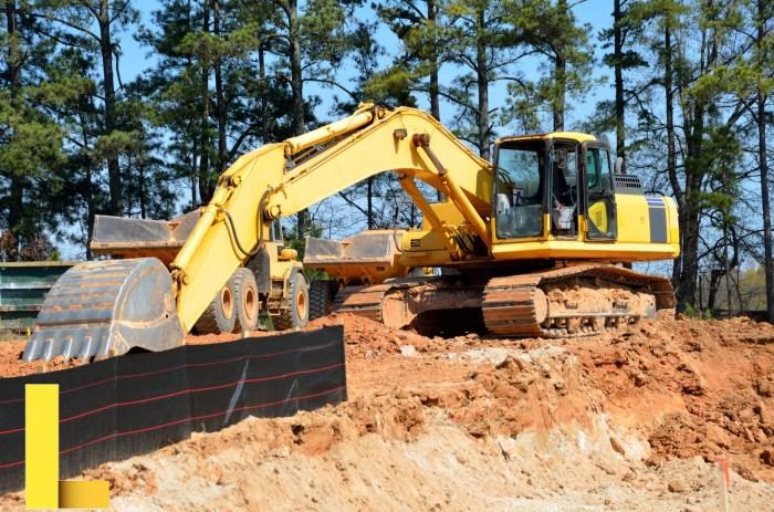 Heavy Construction Equipment Free Stock Photo - Public Domain Pictures