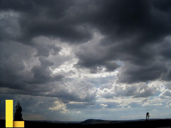 Heavy Clouds Free Stock Photo - Public Domain Pictures