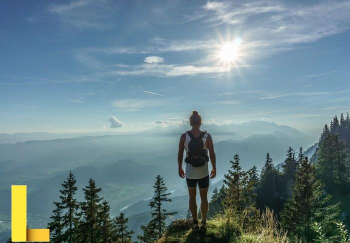 Free photo: Hiker, Standing, Woman, Top - Free Image on Pixabay - 918473
