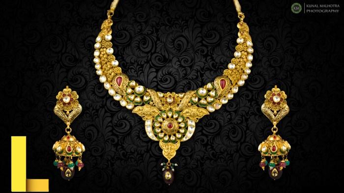 Free Images : chain, lighting, necklace, jewellery, art, gold, silver ...