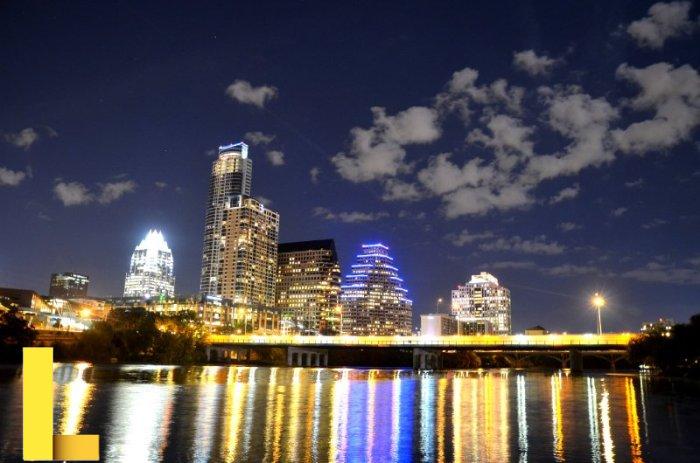 10 Romantic Getaways In Austin, Texas
