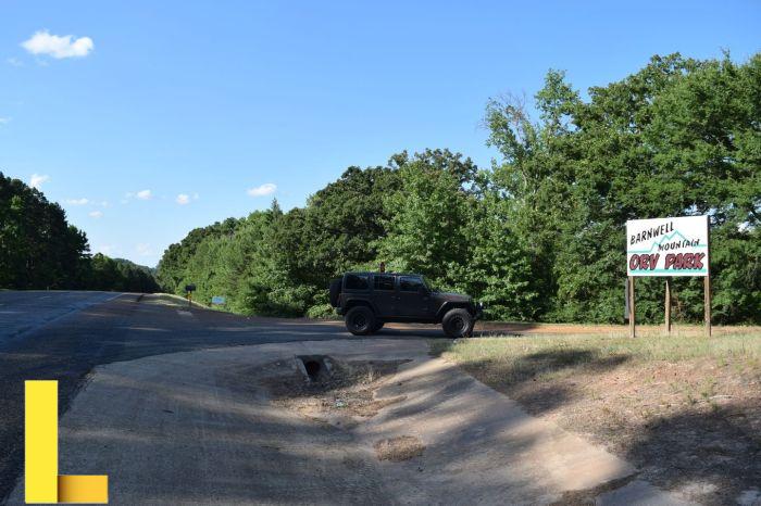 Barnwell Mountain Recreation Area: Main Road - Texas Offroad Trail