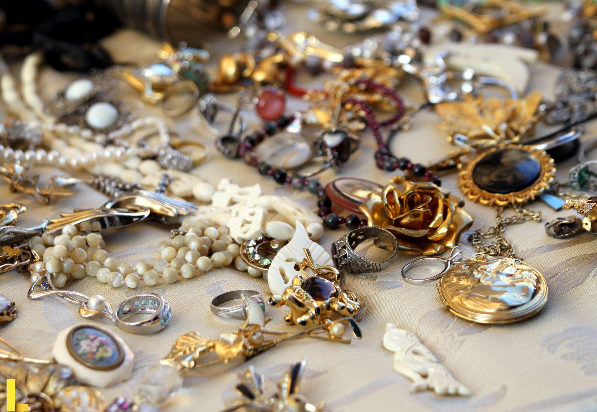 Gold Diamond Jewellery