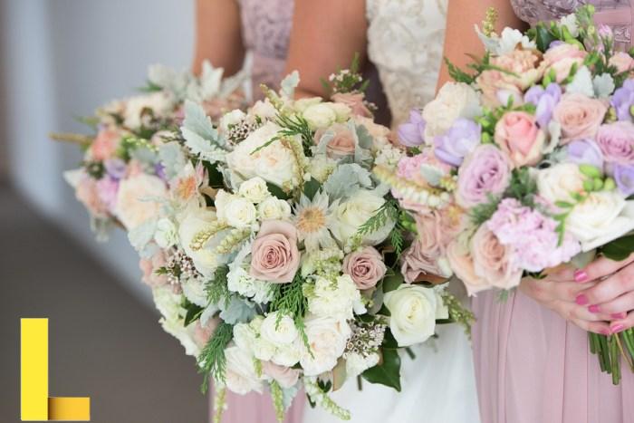 Wedding reception picnic